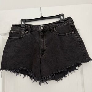 Abercrombie Curve Love 90s Relaxed Cutoff Short